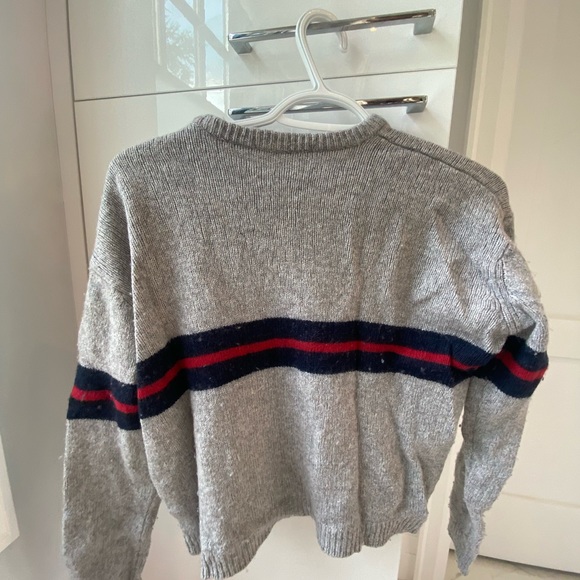 Brandy Melville Bernadette grey&red striped knit sweater - Picture 3 of 3